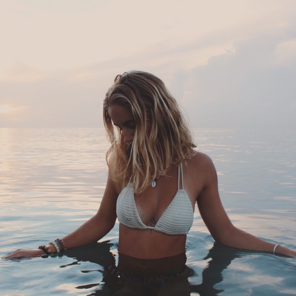 Meet your Posher, Carlee - Picture 1 of 1